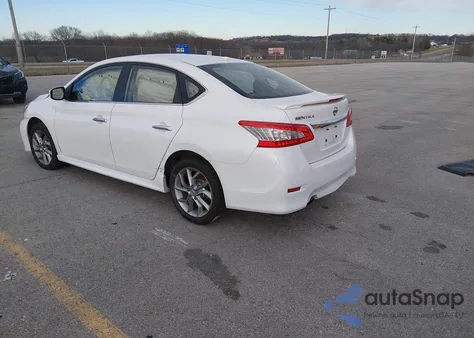 2015 Nissan Sentra Sr z USA, uszkodzony, nr VIN 3N1AB7AP0FY285318